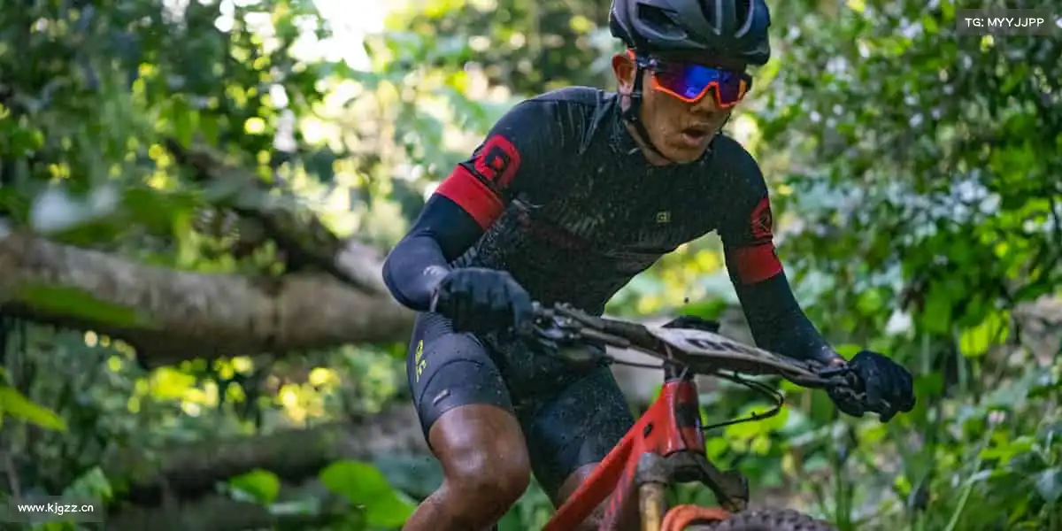 IM电竞团队协作,让胜利的光芒更加闪耀!👥✨